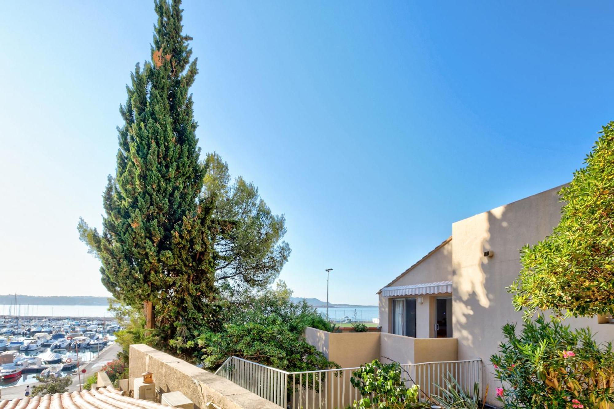 Residence Pierre & Vacances Bandol Port エクステリア 写真